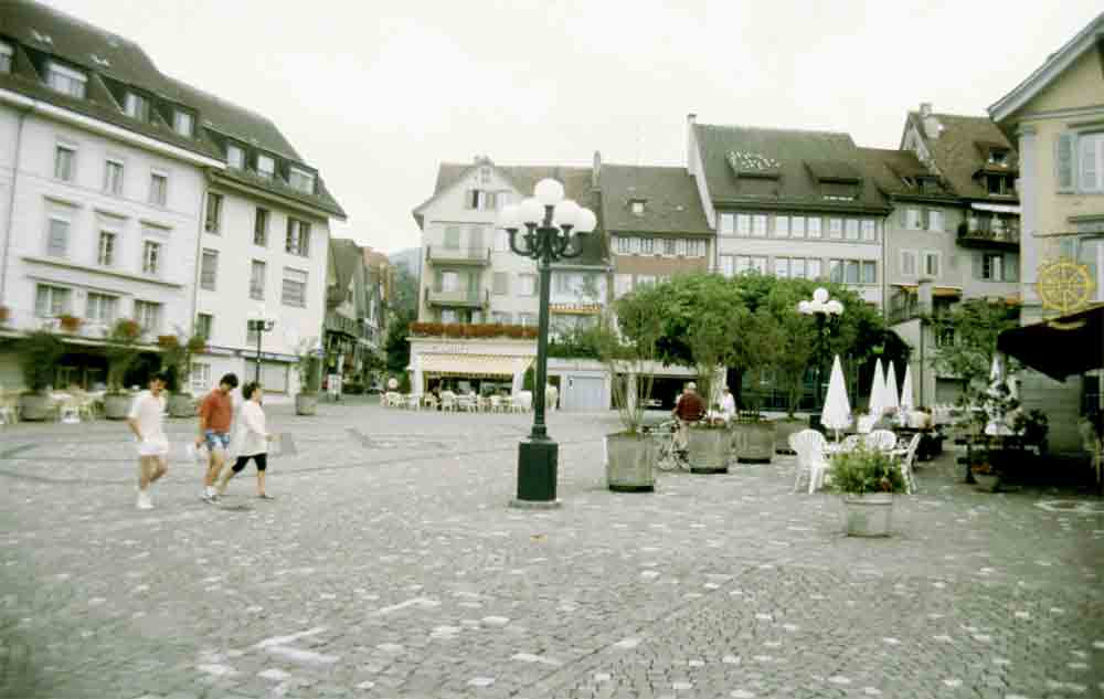 11 - Suiza - Brunnen